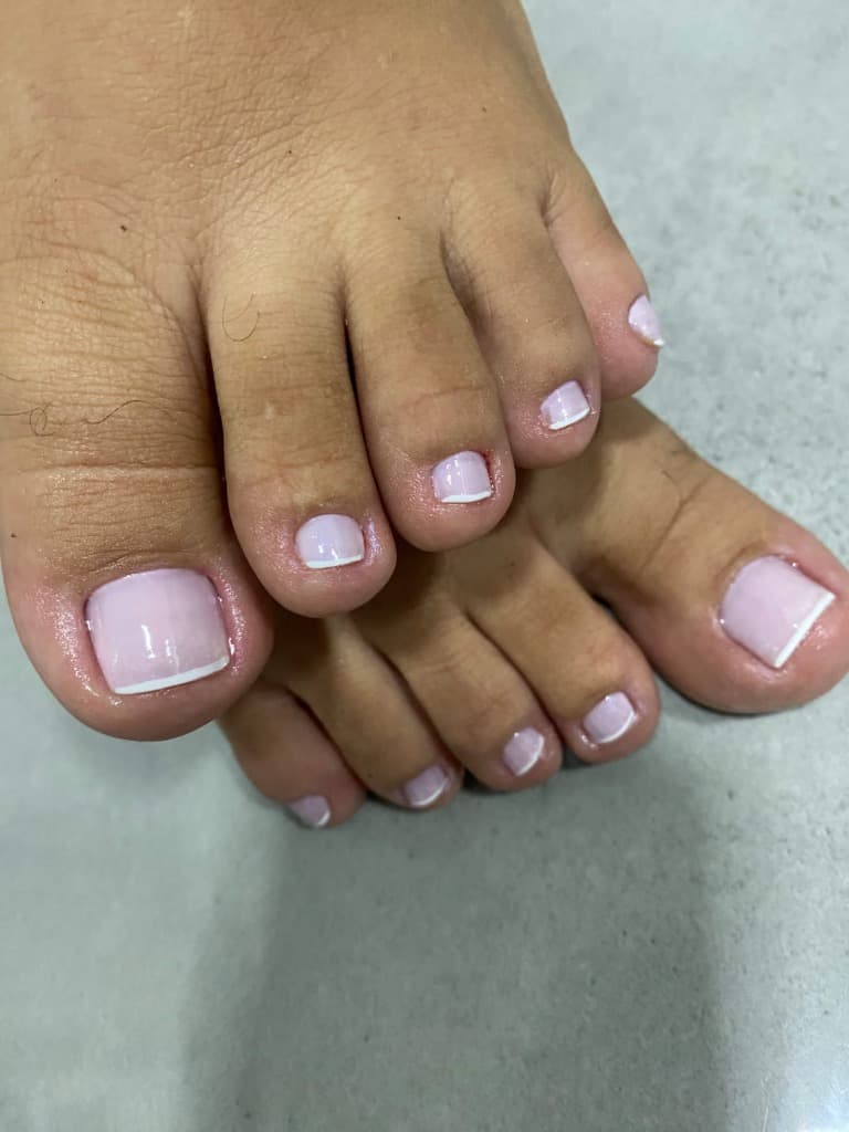 Pedicure Francesinha Delicada & Pés de Seda - Studio Gaya Salto SP